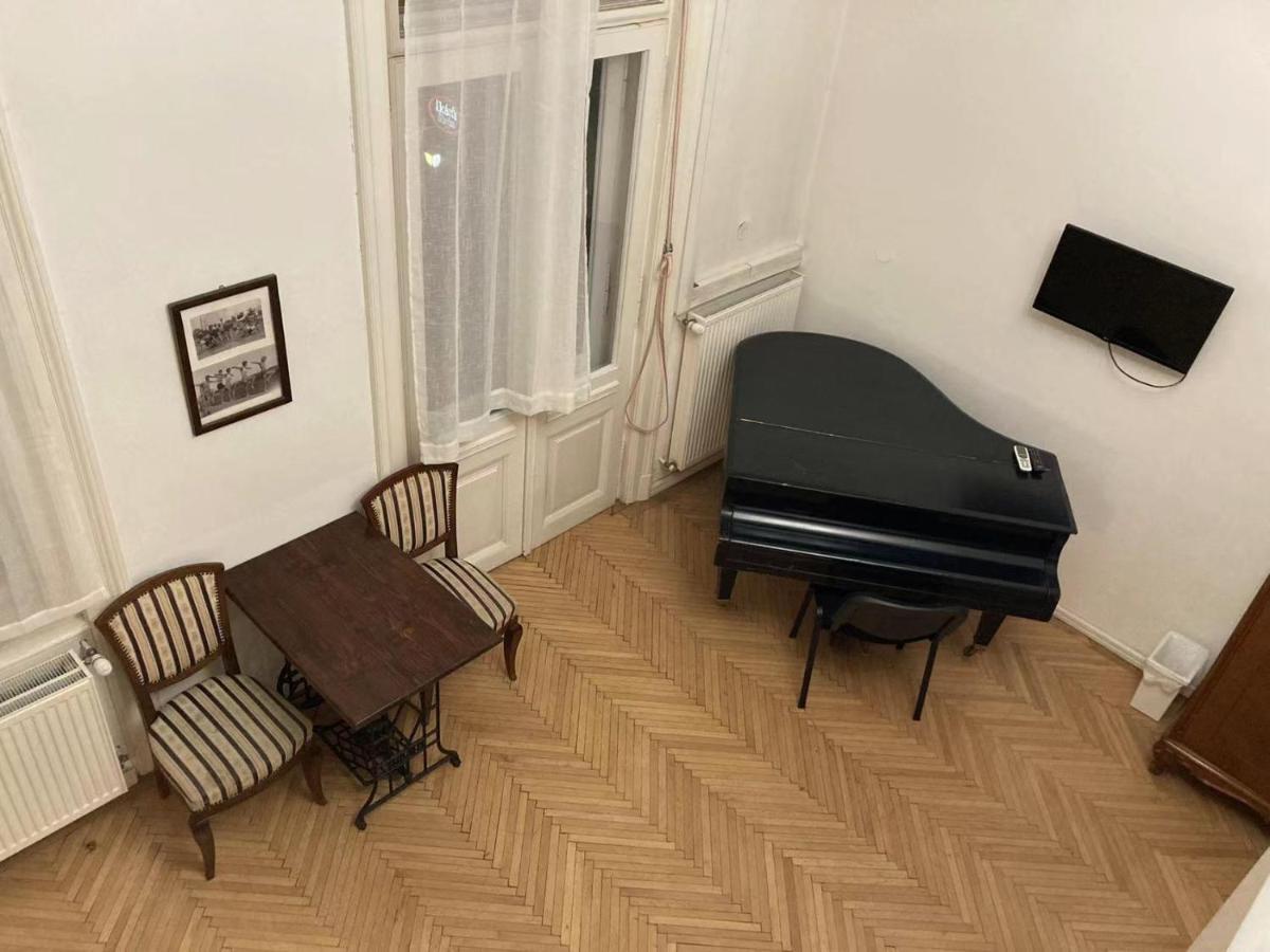 A10 Budapest Center Aparthotel Luaran gambar